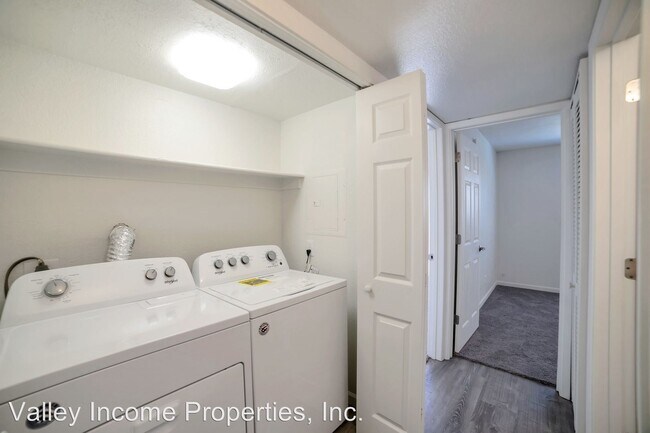 Foto del edificio - 4318 N 13th Pl