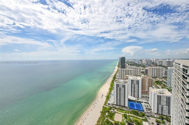 Building Photo - 1830 S Ocean Dr