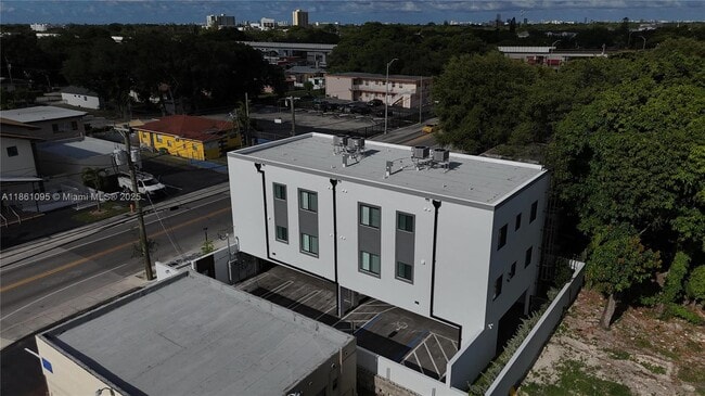 Foto del edificio - 2782 NW 46th St