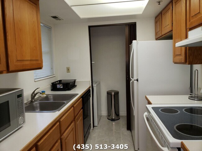 Foto del edificio - Powder Wood Condo - Long Term Lease