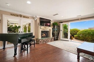 Building Photo - 12941 Via Esperia