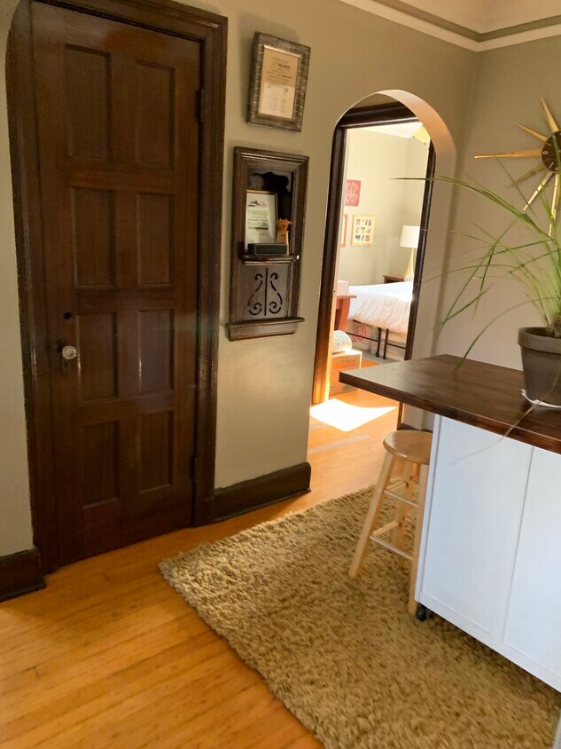 Foto del edificio - 2908 Woodland Ave