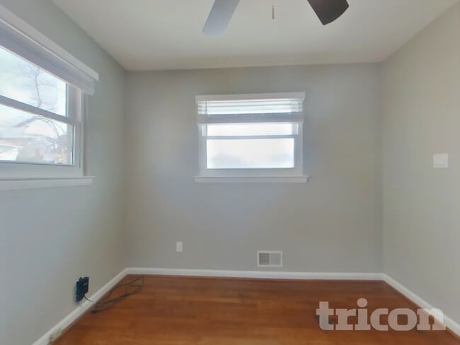 Building Photo - 2305 Berkley St