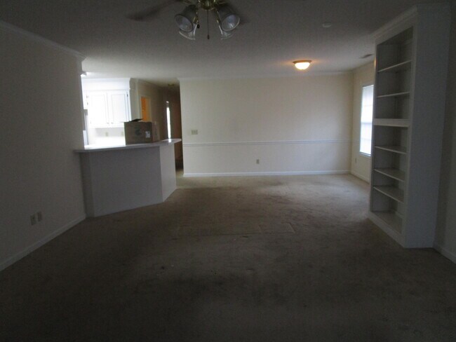 Foto del edificio - 345 Wildwood Ave