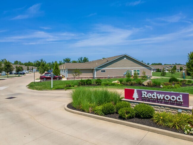 Foto del edificio - Redwood Grove City