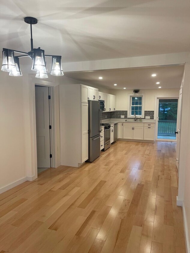 Primary Photo - 3 Bedroom Apartment in Colchester VT Avail...