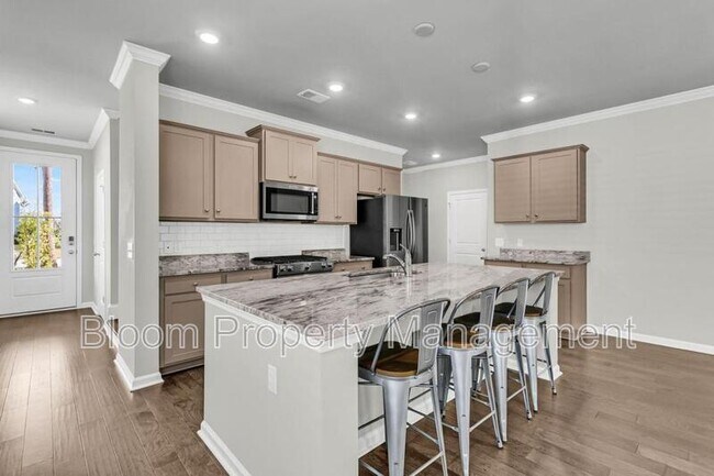 Foto del edificio - 640 Chigwell Springs Ln