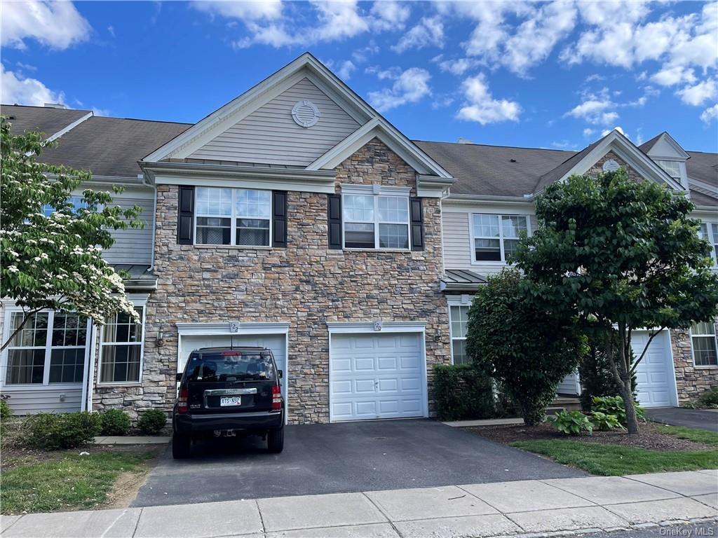 120 Barr Ln, Monroe, NY 10950 Condo for Rent in Monroe, NY