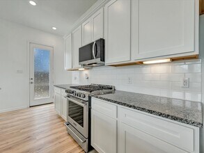 Building Photo - 10630 Cabot Trl