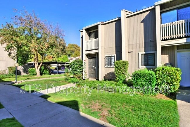 Building Photo - 45 Derow Ct