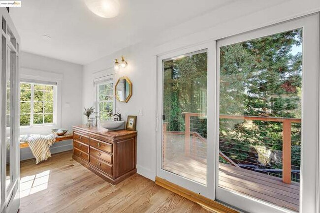 Foto del edificio - 1146 Masonic Ave