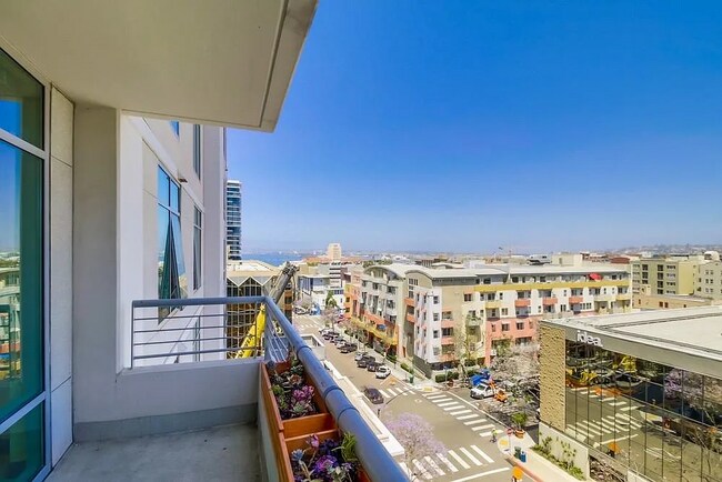 Foto del edificio - 425 W Beech St