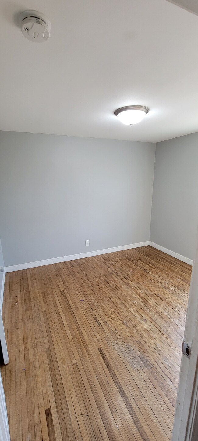 Foto del edificio - 1224-1282 W Mullan Ave
