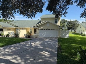 Building Photo - 8927 Courtyard Ln