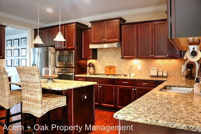 Building Photo - 2732 Lake Waccamaw Trail