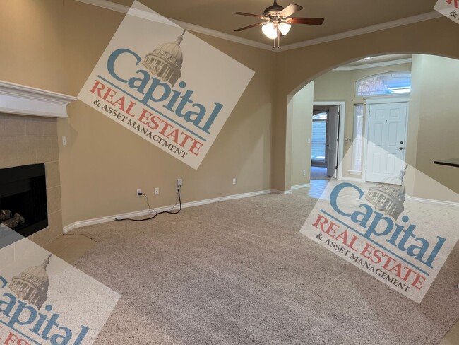 Building Photo - Beautiful 4 bedroom