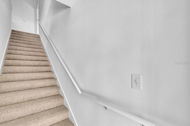 Building Photo - 7405 Vista Way