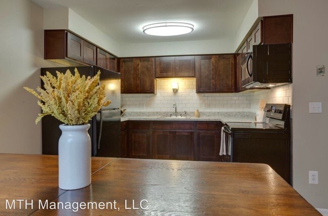 Foto del edificio - 2 br, 1 bath Apartment - 5871 Althea Street