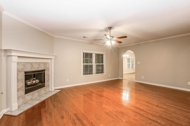 Foto del edificio - 8853 Dewberry Ln