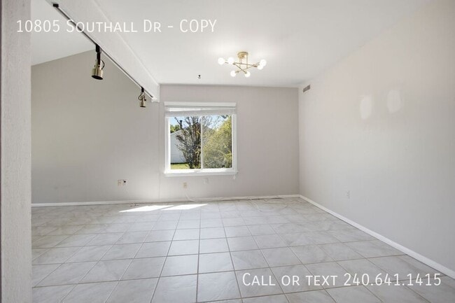 Photo - 10805 Southall Dr- COPY House