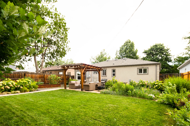Building Photo - 4435 Zenobia St