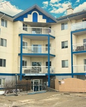 Building Photo - 10405-10499 99 Ave