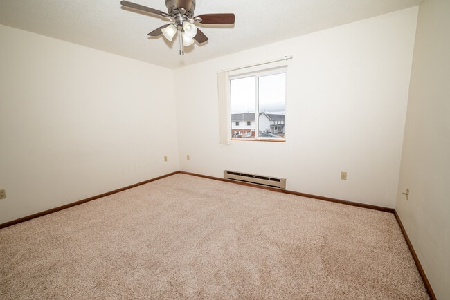 Building Photo - Murdock Apartments