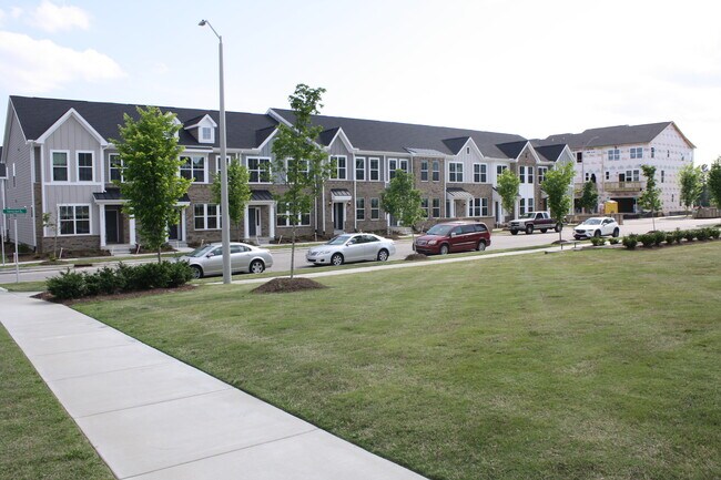 Foto del edificio - 7803 Flatrock Park Dr