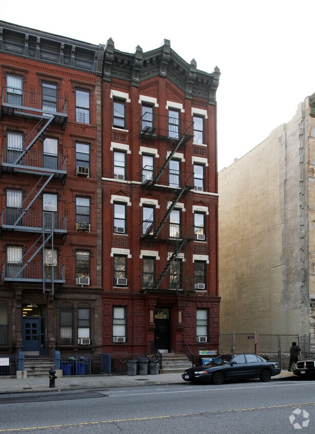 Building Photo - 426 Saint Nicholas Ave