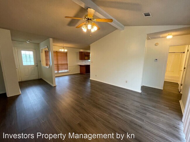 Foto del edificio - 3 br, 2 bath House - 2004 North Hills Blvd
