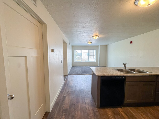 Building Photo - 531 S 850 E
