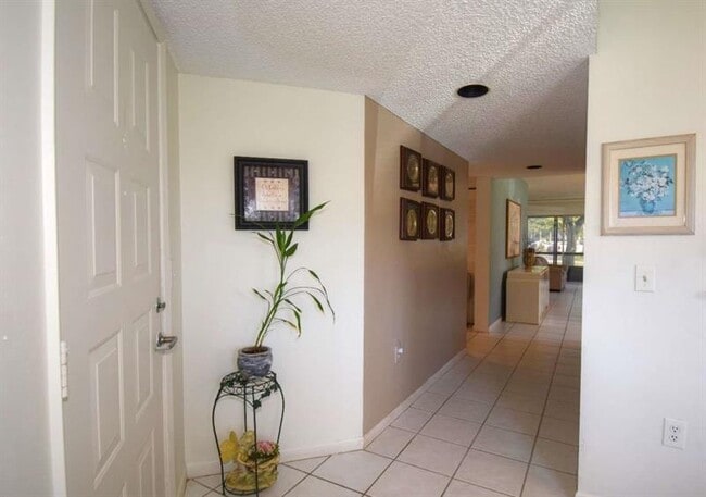 Foto del edificio - 13455 SW 16th Ct