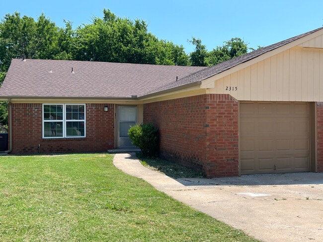 Building Photo - 2315 S 84th E Ave