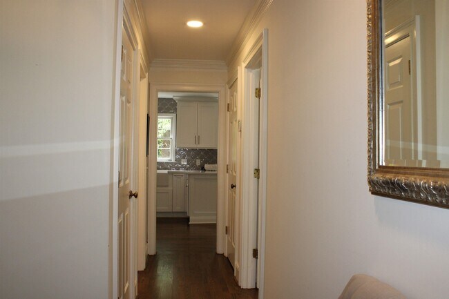 Building Photo - 325 Breakwater Ridge