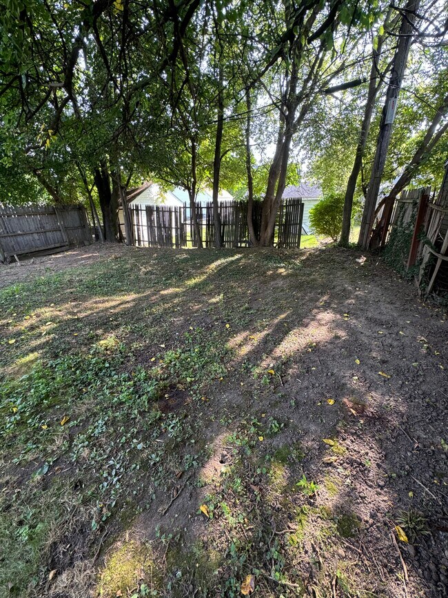 Building Photo - 4316 Burnham Ave