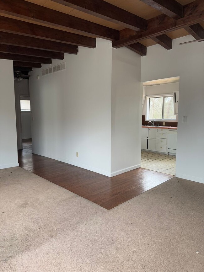 Photo - Spivey Apartments