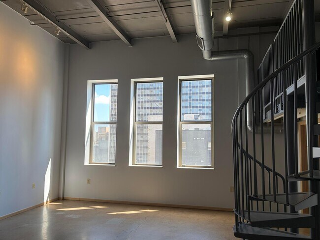 Building Photo - 110 N 3rd St