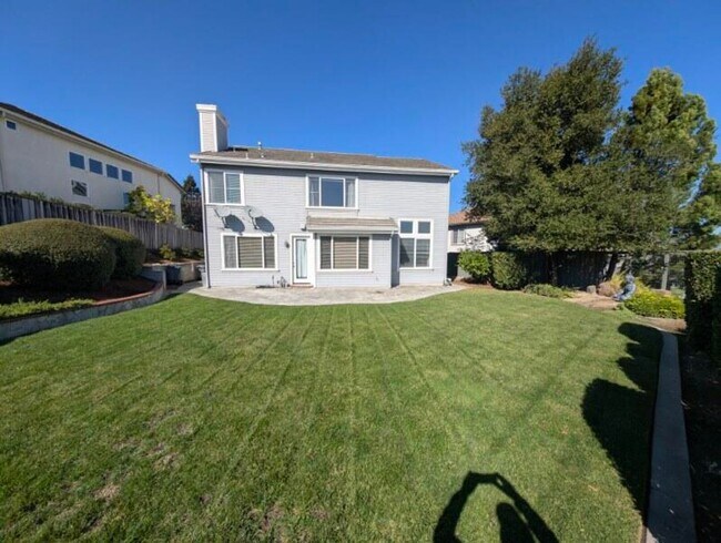 Building Photo - Westside Dublin Beauty!