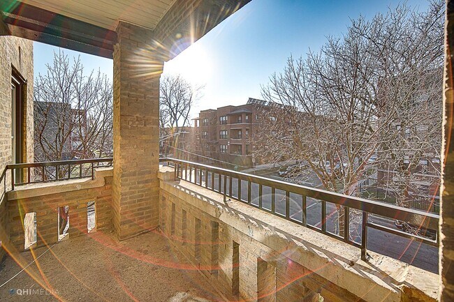 Foto del edificio - Amazing Woodlawn 3 Bedroom Apartment With ...