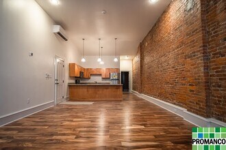 Building Photo - 108 Putnam St
