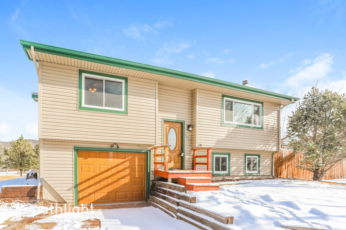 Primary Photo - 1056 Sundance Circle, Woodland Park, CO, 8...