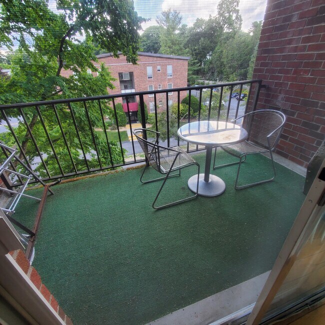 Foto del edificio - 50 Broadlawn Park
