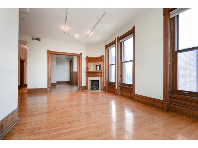 Foto del edificio - 1227 Hennepin Ave
