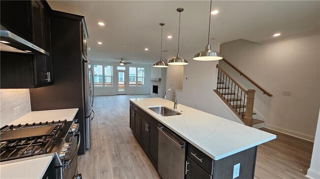 Building Photo - 1651 Wellborn Walk