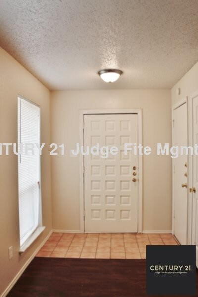 Foto del edificio - Cozy 3/2/2 duplex in Duncanville For Rent!