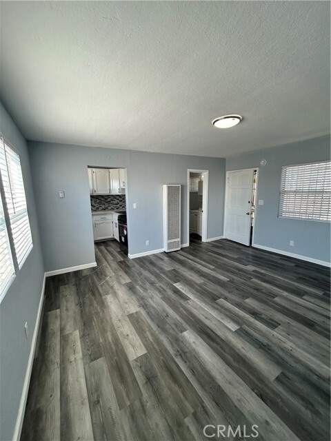 Building Photo - 6517 Avalon Blvd
