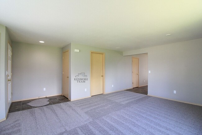 Building Photo - 3 bedroom, 2 Bath Home in Pasco