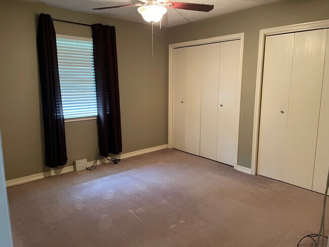 Building Photo - 37296 Northwood Aly
