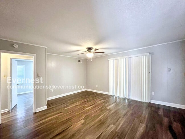 Building Photo - 5728 Choctaw Dr