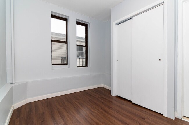 Foto del edificio - 402 60th St